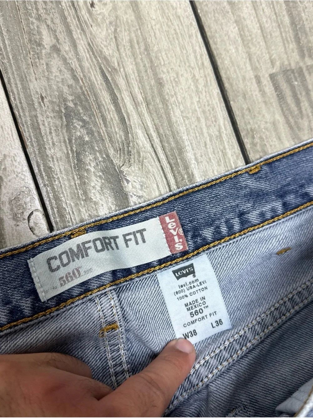 Vintage Levis 560 Comfort Fit Jeans Mens 38x36 100% Cotton Baggy Tapered Leg y2k